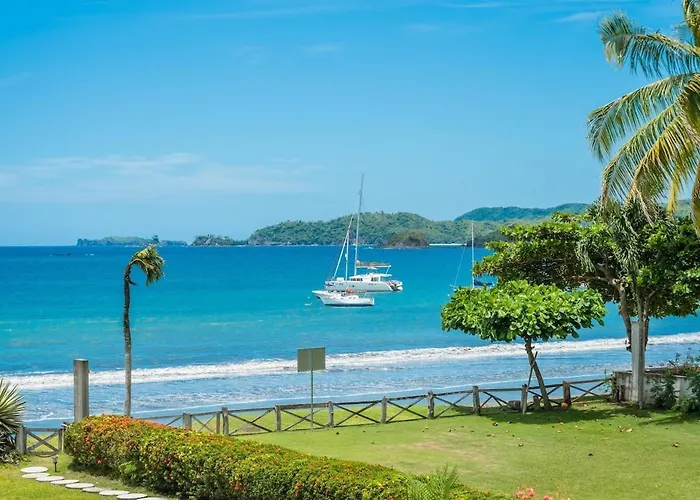 Oceanfront Villa, Private Pool & Concierge *