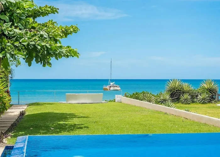 Oceanfront Villa, Private Pool & Concierge Villa